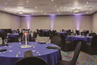 Radisson Hotel Fort Worth North-Fossil Creek - Desayuno