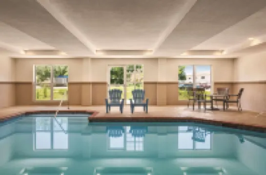 カントリー イン & スイーツ バイ ラディソン ビューフォート ウェスト サウスカロライナ ビューフォートのホテル