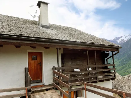 Mona Отели в г. Acquarossa