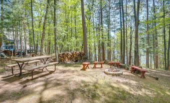 Three Lakes Home, Walk to Virgin Lake - Housity