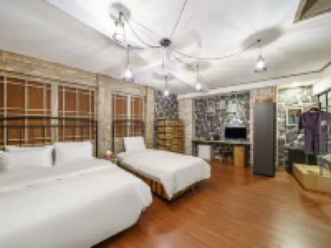 Daegu Dongseongro Brown Dot Hotels in Daegu