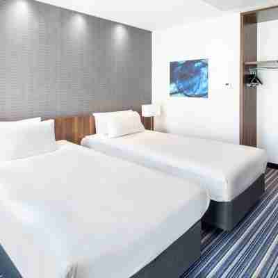 Holiday Inn Express Arnhem Rooms