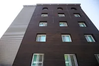 Asan Sharp