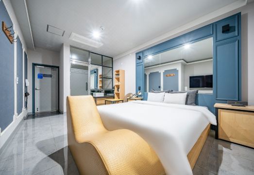 목포 궁 무인호텔 외관