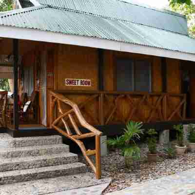 67th Heaven Holiday Resort Hotel Exterior