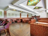 Chevron Ranikhet Club 라닉헷 호텔
