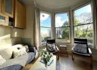Lovely Victorian Apartment in Clifton Village