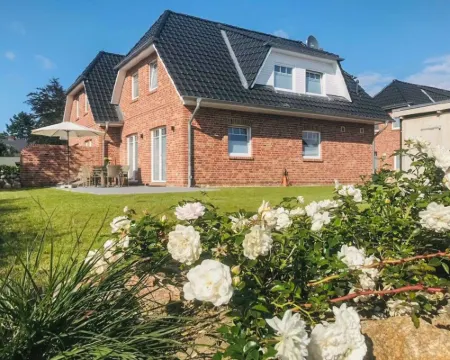 Kleine Flucht Hotels in Tating