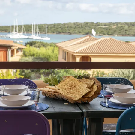 D4 - F3, Baia de Bahas