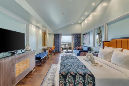 Mayfair on Sea, Morjim Beach, Goa 모짐 호텔