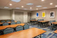 ฮอลิเดย์ อินน์ เอ็กซ์เพรส แอนด์ สวีทส์ Sioux City - Southern Hills บาย IHG