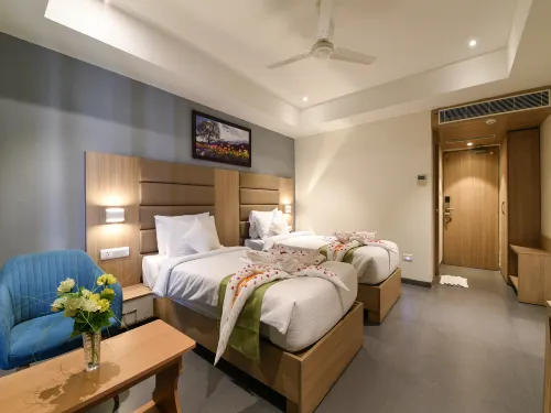 Abhaya Grand Hotels Hotels in Dondaparthy