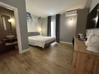 Krysos Luxury Rooms