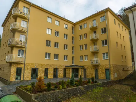 Jachymov Retreat Отели в г. Karlovy Vary District