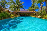 6 Bedroom Luxury Villa on Golf Course (PH125) Silpakorn University Phetchaburi IT Campus 주변 호텔