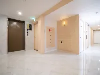 โรงแรมอันเดรสต์ โรงแรมใกล้Deokpo-dong