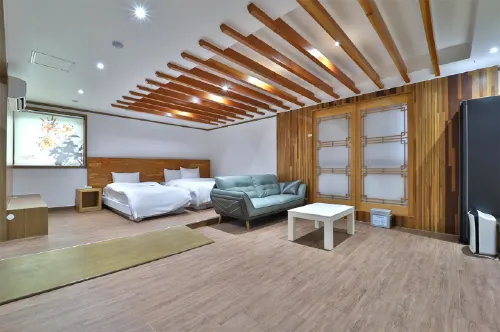 W Hotel Gumi Okgye Hotels in Gumi-si