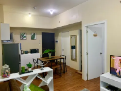 NEW 2-Bedroom PENTHOUSE Condo Unit CENTRIOMall