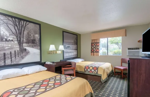 揚斯敦-奧斯汀城温德姆速8酒店