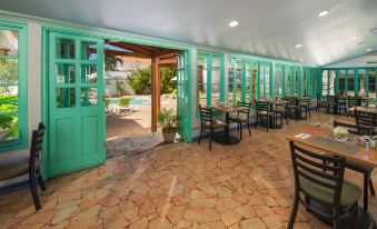 Toby's Resort