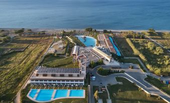 Giannoulis – Cavo Spada Luxury Sports & Leisure Resort & Spa