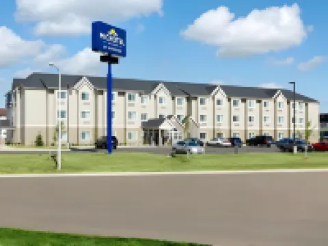 Microtel Inn & Suites by Wyndham Dickinson Hotels in Dickinson