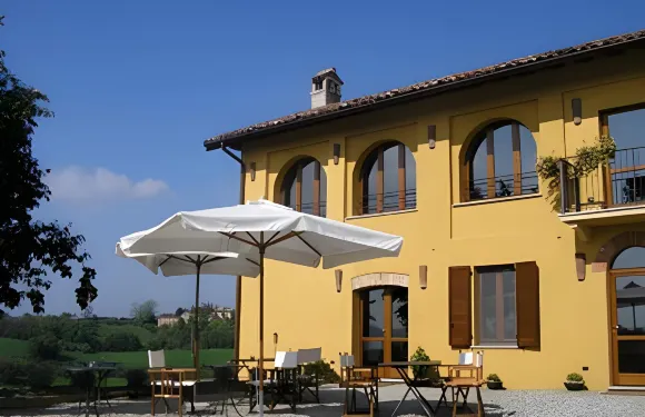 阿格麗圖裡斯摩卡別墅俱樂部酒店