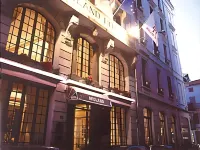 Logis le Midland Hotels in Cusset
