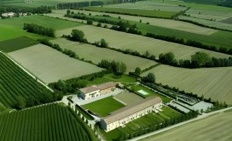 Relais Corte Guastalla Apartments