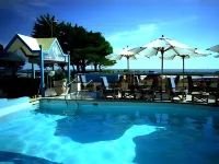 Le Diana Hôtel & Spa - Pools