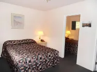 The Hitching Post Motel Hotels in Pemberton