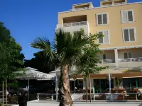 Apartel Park Osejava Hotels in Tucepi