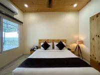 The Leisure Cave on the Ganges