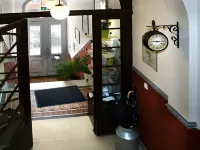 Blue Doors Hostel Altstadt - Hostels