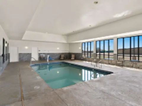 Comfort Inn & Suites Hotels in Lea County