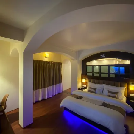 Xcelsior Hotel & Spa