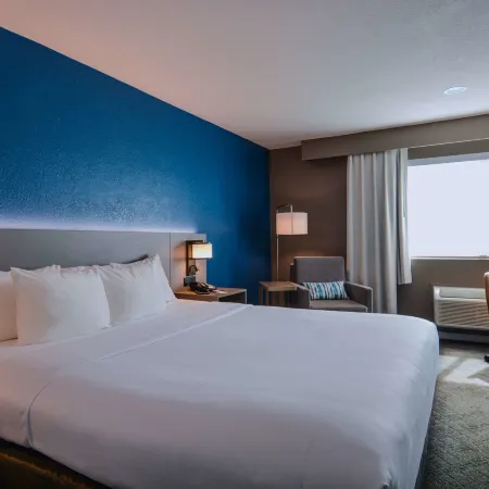 Comfort Inn & Suites Moreno Valley Near March Air Reserve Base