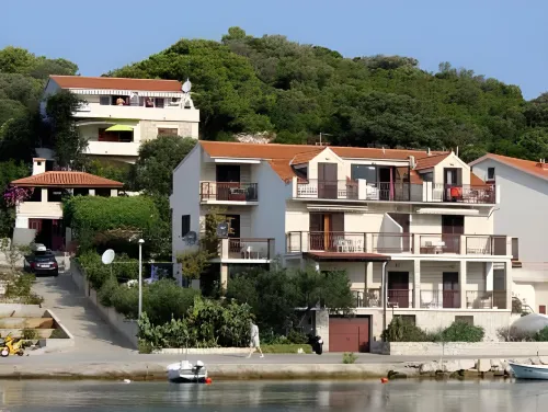 Apartments Malo Lago Hotels in Korcula Island