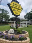 Early American Motel - 2-Star
