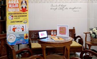 Griya Pradipa Syariah Near Balai Kota Batu Mitra RedDoorz