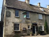 The Royal Oak Burford - parking
