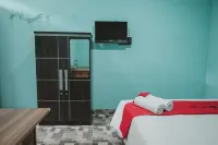 RedDoorz Near Rsud Koja - Guest houses