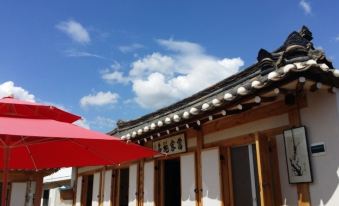 Gyeongju Hwangnam Old House Pension