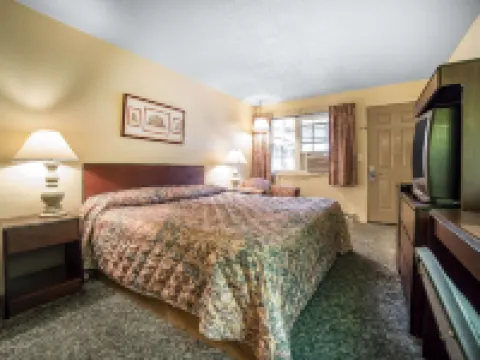 Rodeway Inn Hotels in Union County