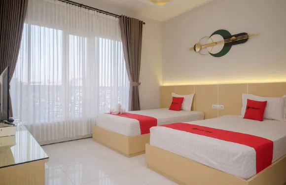 克拉登火車站附近瑞德多茲酒店