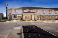 Comfort Inn Hotel dekat Stengel True Museum