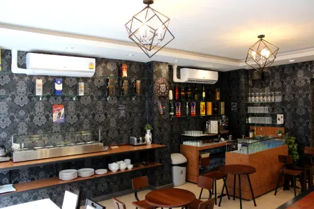 V One Pride-Sukhumvit 22, Bangkok