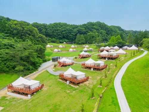 Hawaiians Glamping Mauna Village