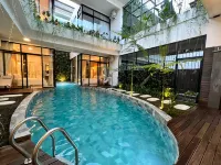 Villa Istana Bunga Amethyst V-09 5 Bedroom With Private Pool, Billiard and Karaoke Set