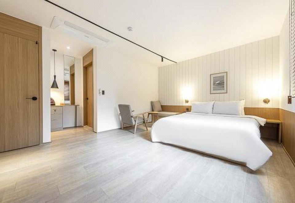 3. 호텔세븐브릭스 ..